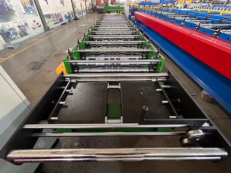 Arc Roof Tile Forming Machine