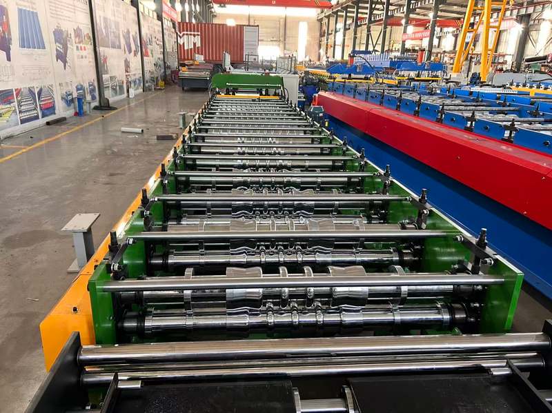 Arc Roof Tile Forming Machine