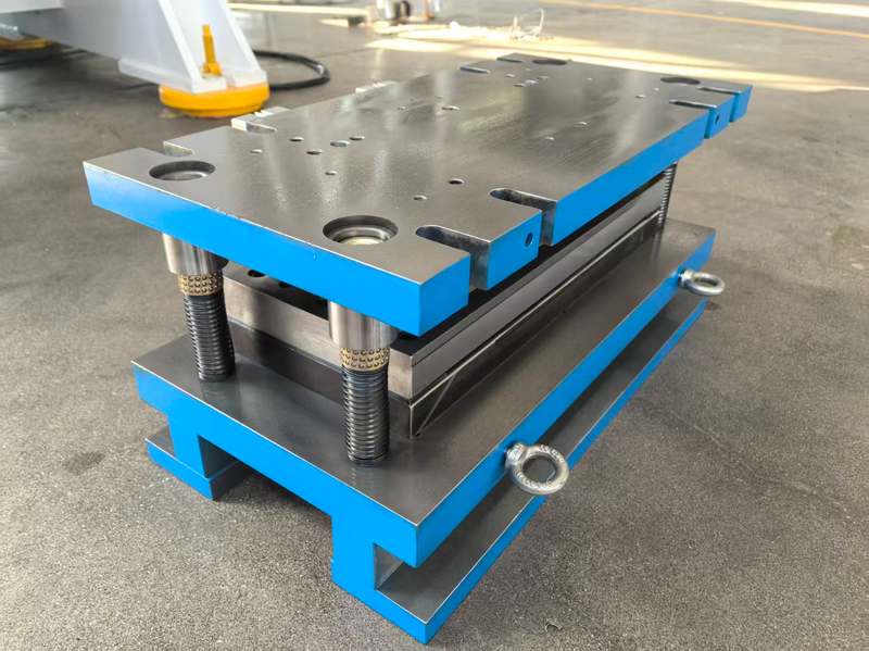 Cable Tray Forming Machine