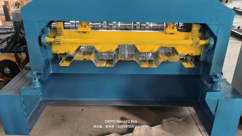 Floor Deck Forming Machine
