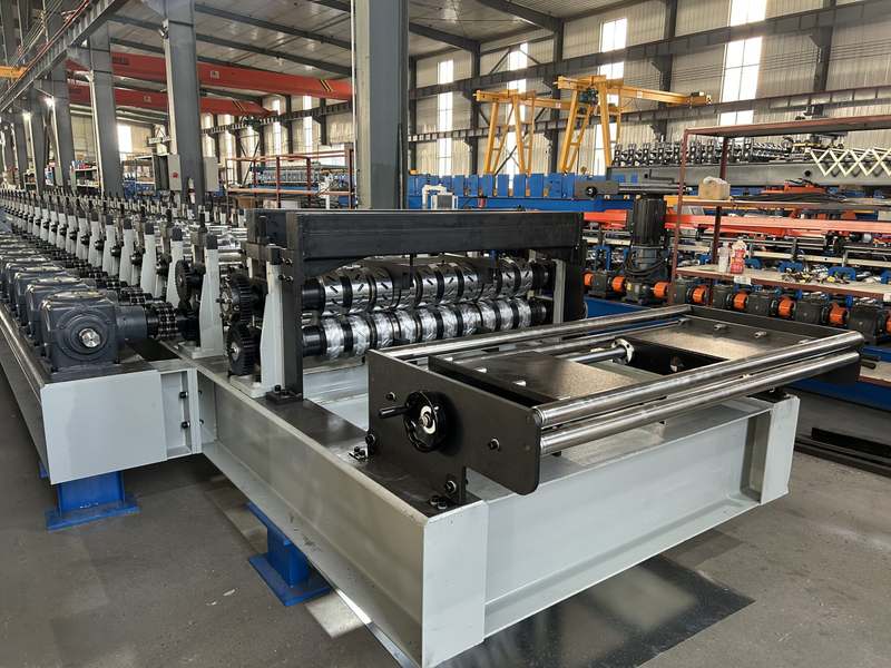 Floor Deck Forming Machine