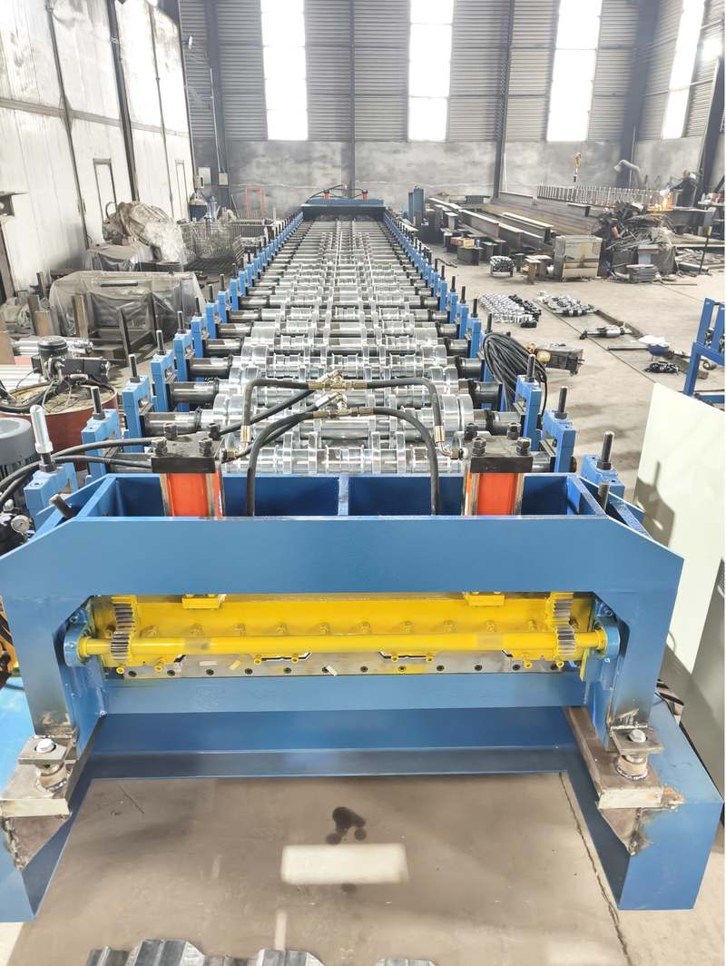 Floor Deck Forming Machine