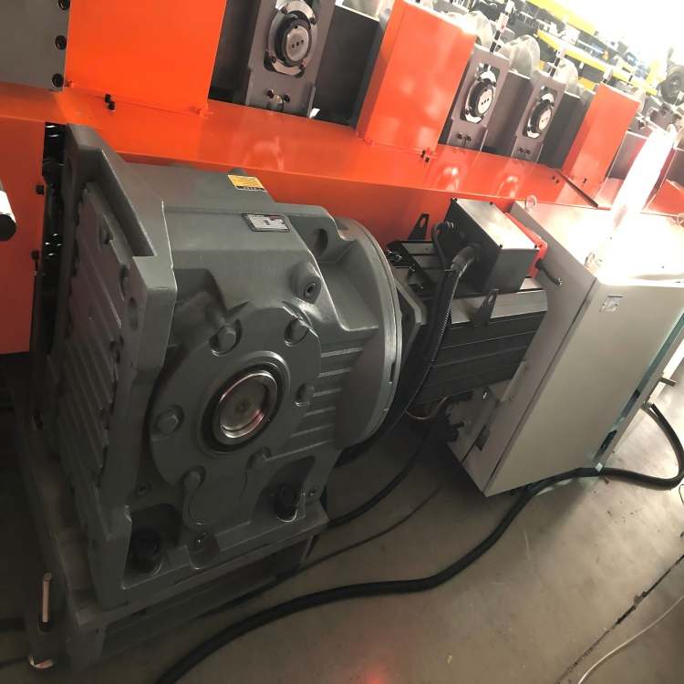 M Section Forming Machine