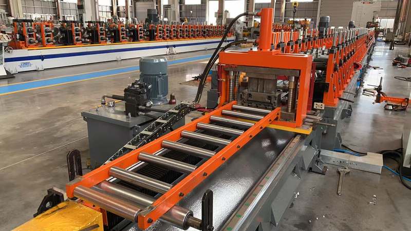 Pedal Forming Machine
