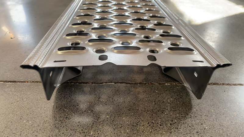 Pedal Forming Machine