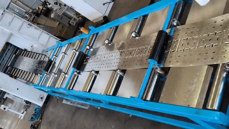 Automatic Cable Tray Forming Machine