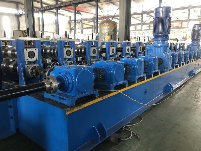 High Speed Guardrail Forming Machine