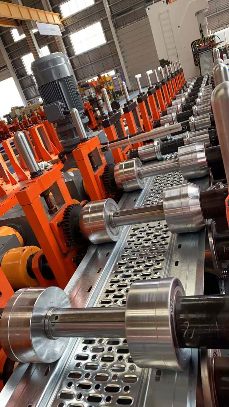 Foot Pedal Forming Machine