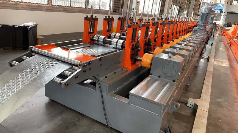 Foot Pedal Forming Machine