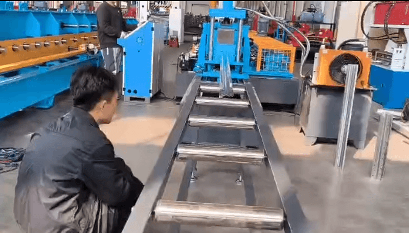 Shelf Column Forming Machine
