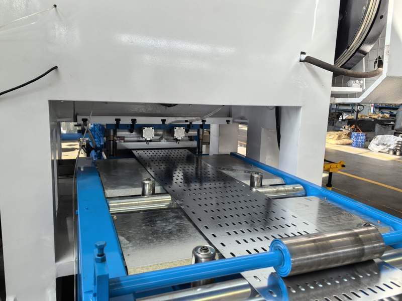 CNC Punching Fully Automatic Cable Tray Roll Forming Machine