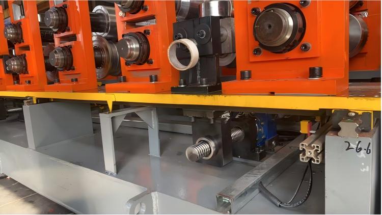 Foot Pedal Roll Forming Machine