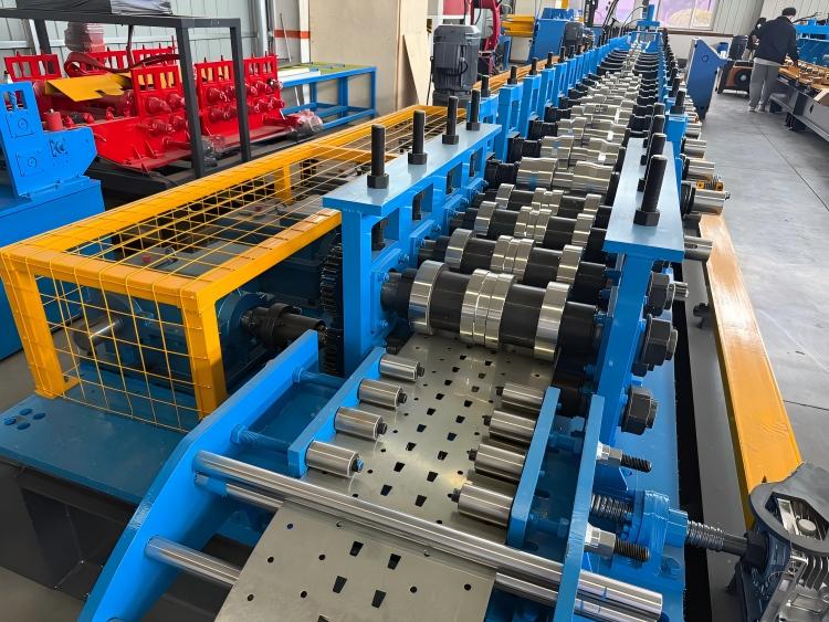 Rack Upright Roll Forming Machine