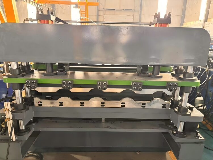 Glazed Tile Forming Machine