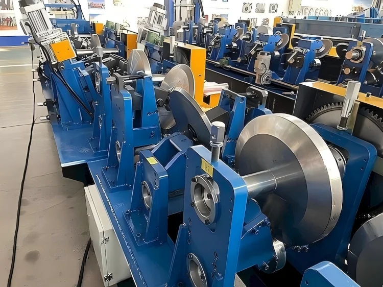 Hat Profile Roll Forming Machine:Automatic Top Hat Omega Purlin Formin - Content image 3 Hat Profile Roll Forming Machine:Automatic Top Hat Omega Purlin Forming Line